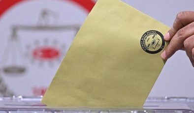 Bursa’da 17 ilçede yüz yüze seçim anketi