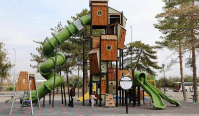 Başkan Çolakbayrakdar: “Çocukların hayalini süsleyen örnek parklar yapıyoruz”